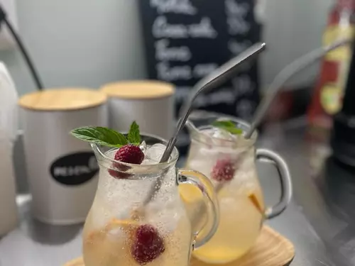 Restaurace a gastronomie