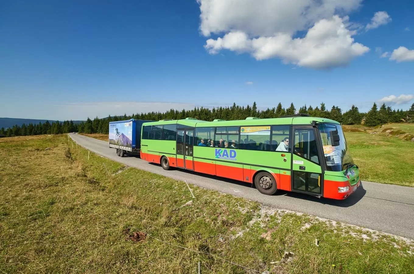 Na výlet v Královéhradeckém kraji vás dopraví cyklobus