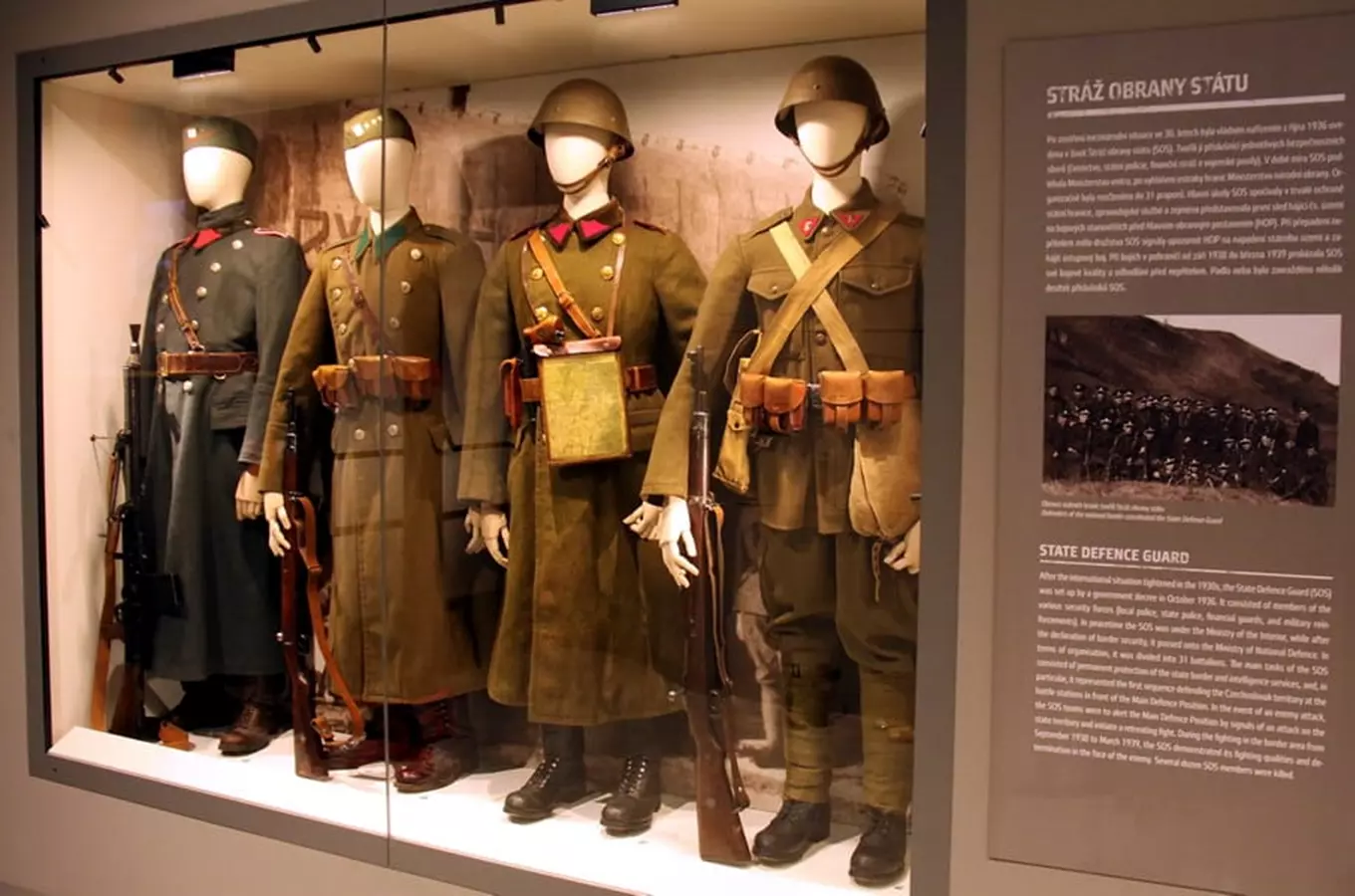 Armádní muzeum Žižkov – Vojenský historický ústav Praha