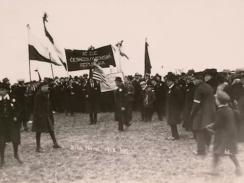 Ceský rok 1918 na fotografiích