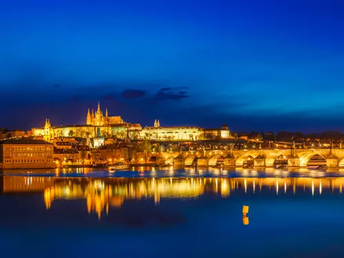 #světovéČesko a Praha: město jako památka UNESCO a jeho srdce Pražský hrad 