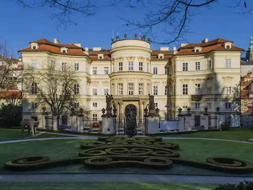 Lobkovický palác – sídlo Velvyslanectví Spolkové republiky Německo