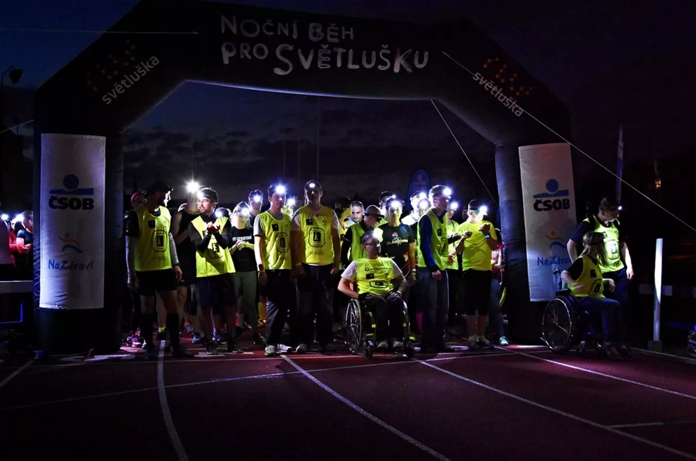 Noční běh pro Světlušku 2024 v Olomouci 