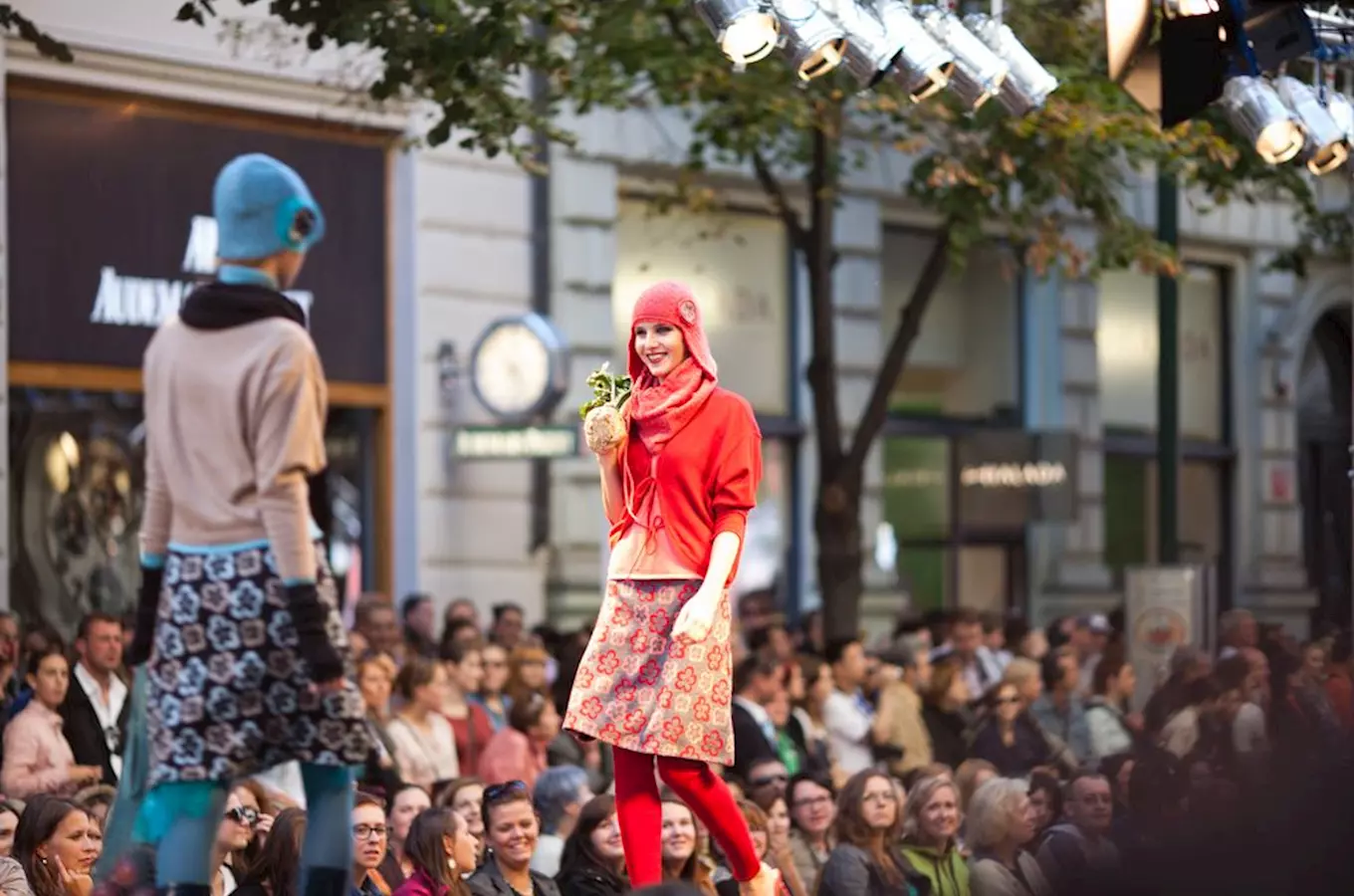 Mercedes-Benz Prague Fashion Week zve na módní novinky do Tyršova domu