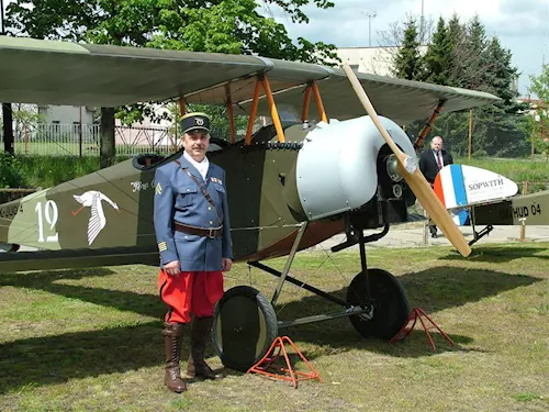 Výlet za historickými letadly do Aeroklubu Mladá Boleslav