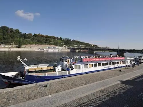 Vyhlídkové plavby v Praze s WiFi free