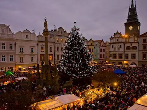 Pardubice ožijí adventním trhem