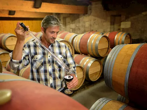 Vinaři z Popic lákají na degustaci vín Tour de Sklep