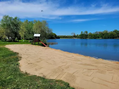 Jezero Ostrá