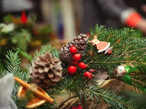 Náchod nabídne prohlídky adventně a vánočně vyzdobených interiérů zámku