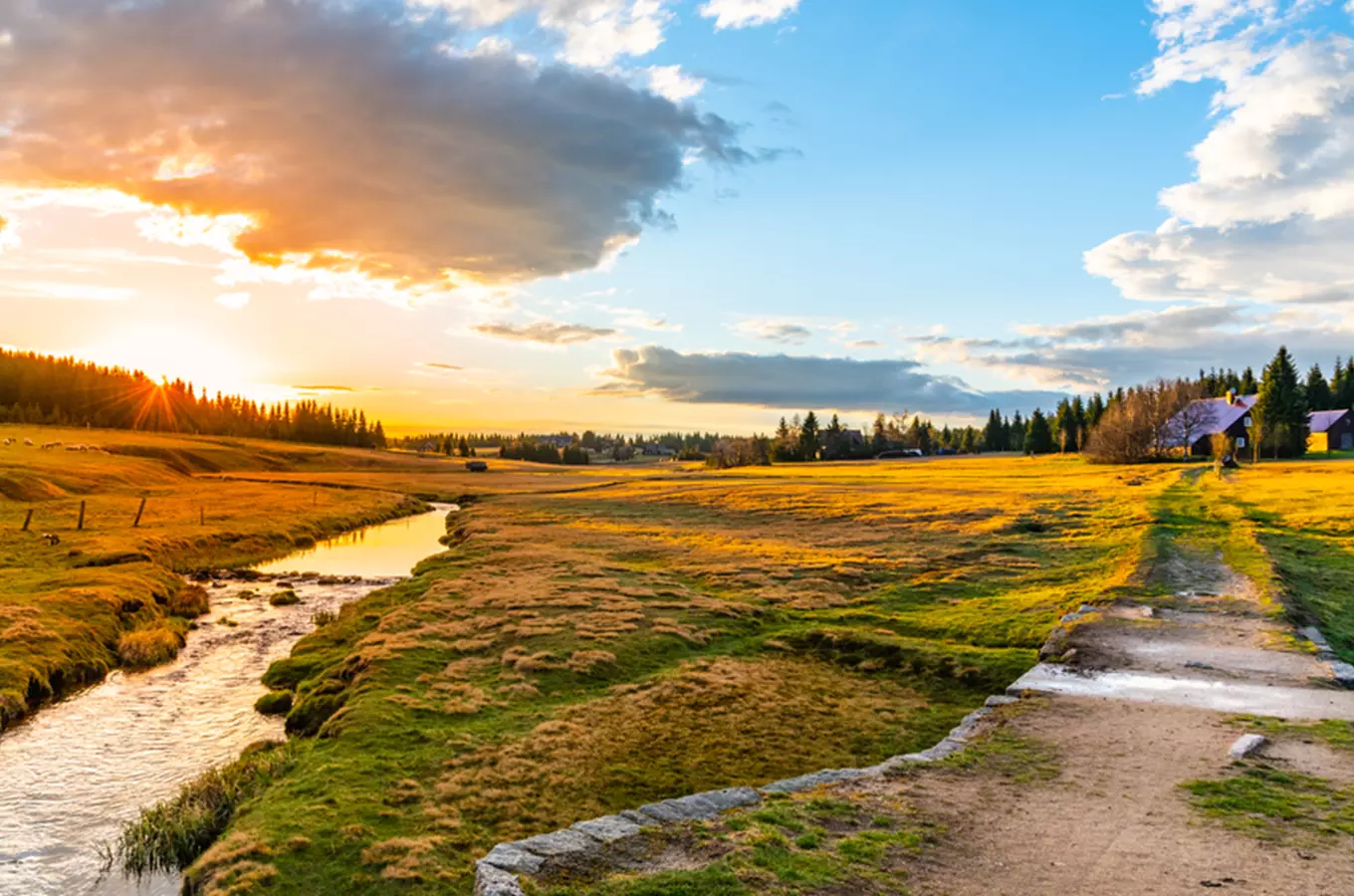 Tip na výlet na kole po Greenway Jizera: podél řeky za přírodou a historií