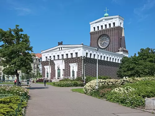 Největší věžní hodiny v České republice – Věžní hodiny na Vinohradech