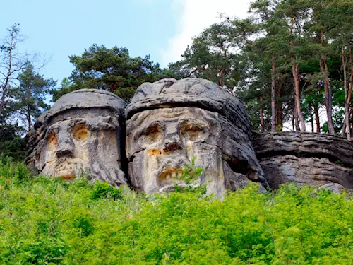 Čertovy hlavy – monumentální skulptury Václava Levého