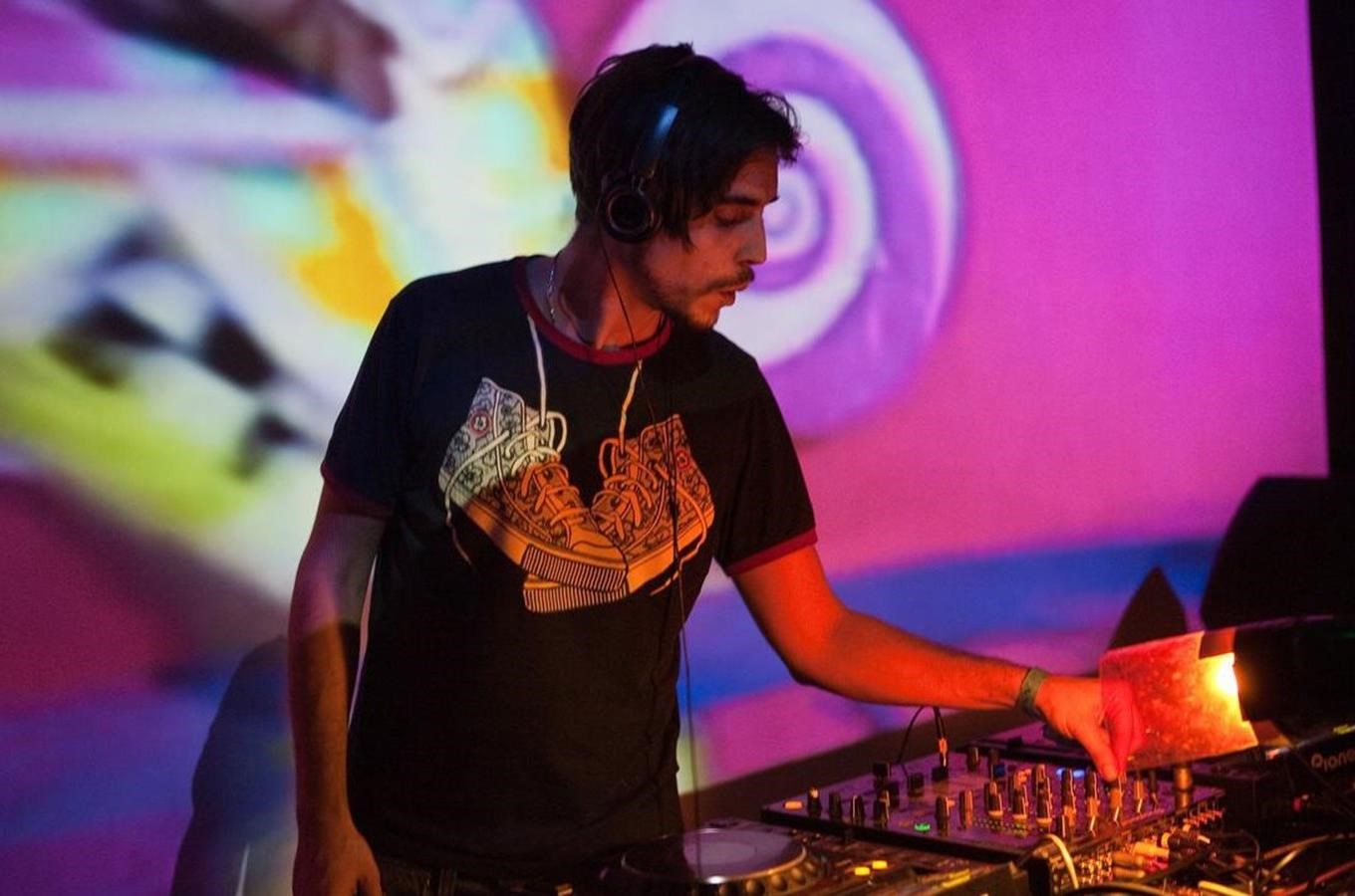 Funky Machine Dj Funky Machine a Igor Ochepovsky – Kudy z nudy