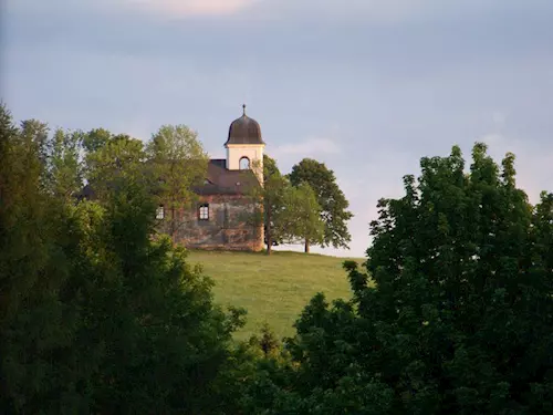 Filiální kostel sv. Matouše na Jedlové