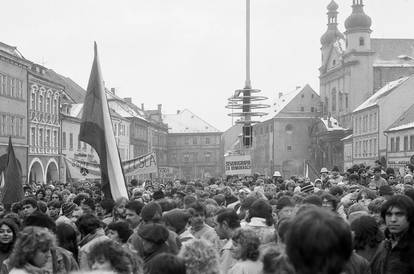 Sametových 35 – připomínka výročí 17. listopadu 1989 v Chomutově