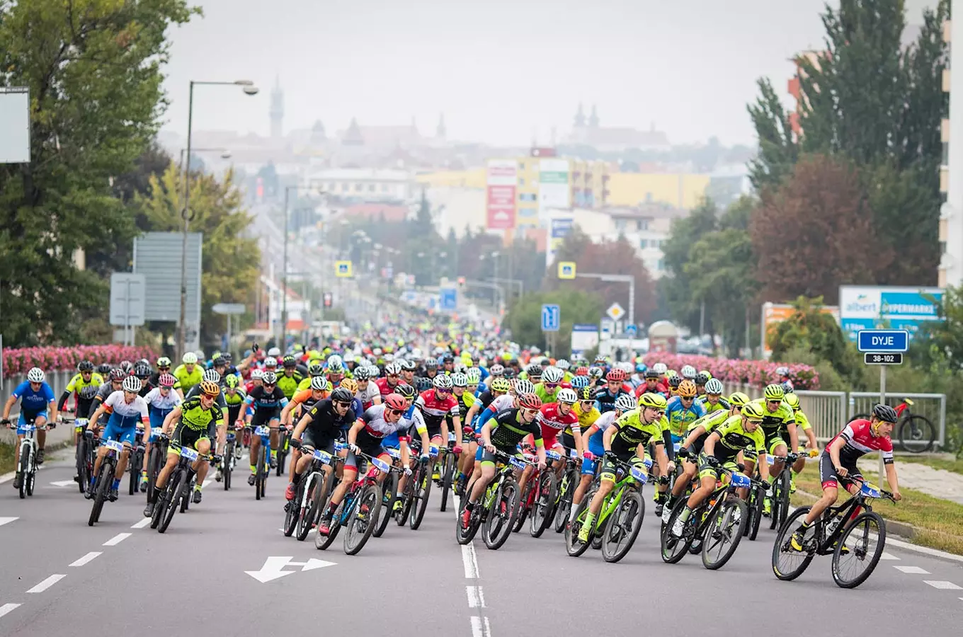 Kolo pro život – Znojmo Burčák Tour Kooperativy 2024