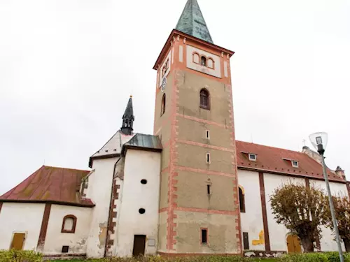 Kostel sv. Václava ve Stráži