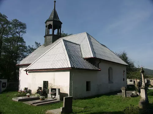 Kostel Povýšení sv. Kříže v Lobči