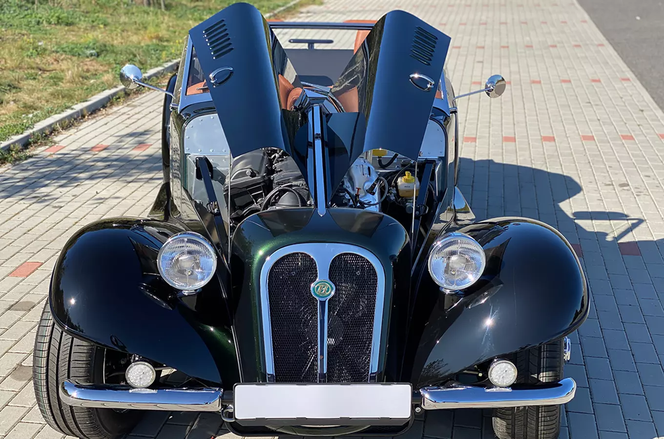 České značky: Gordon Roadster, moderní elegantní auto ve stylu 30. let