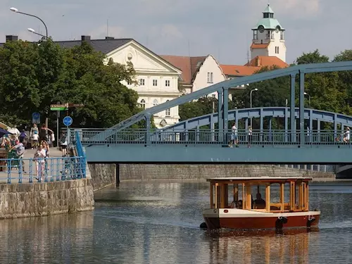 Plavby v historickém centru Českých Budějovic na lodi Sv. Rozálie