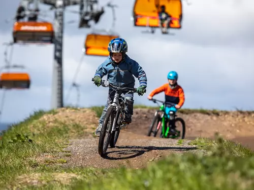 Pumptrack, skillcentrum a trampolínové centrum Klínovec