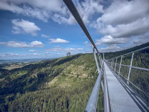 Visutý most přes údolí na Dolní Moravě – Sky Bridge 721, Kudy z nudy