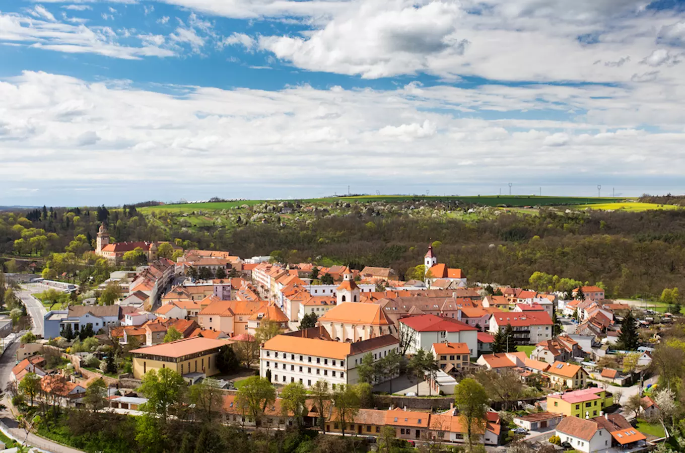 Klášter s kostelem sv. Bartoloměje v Moravském Krumlově