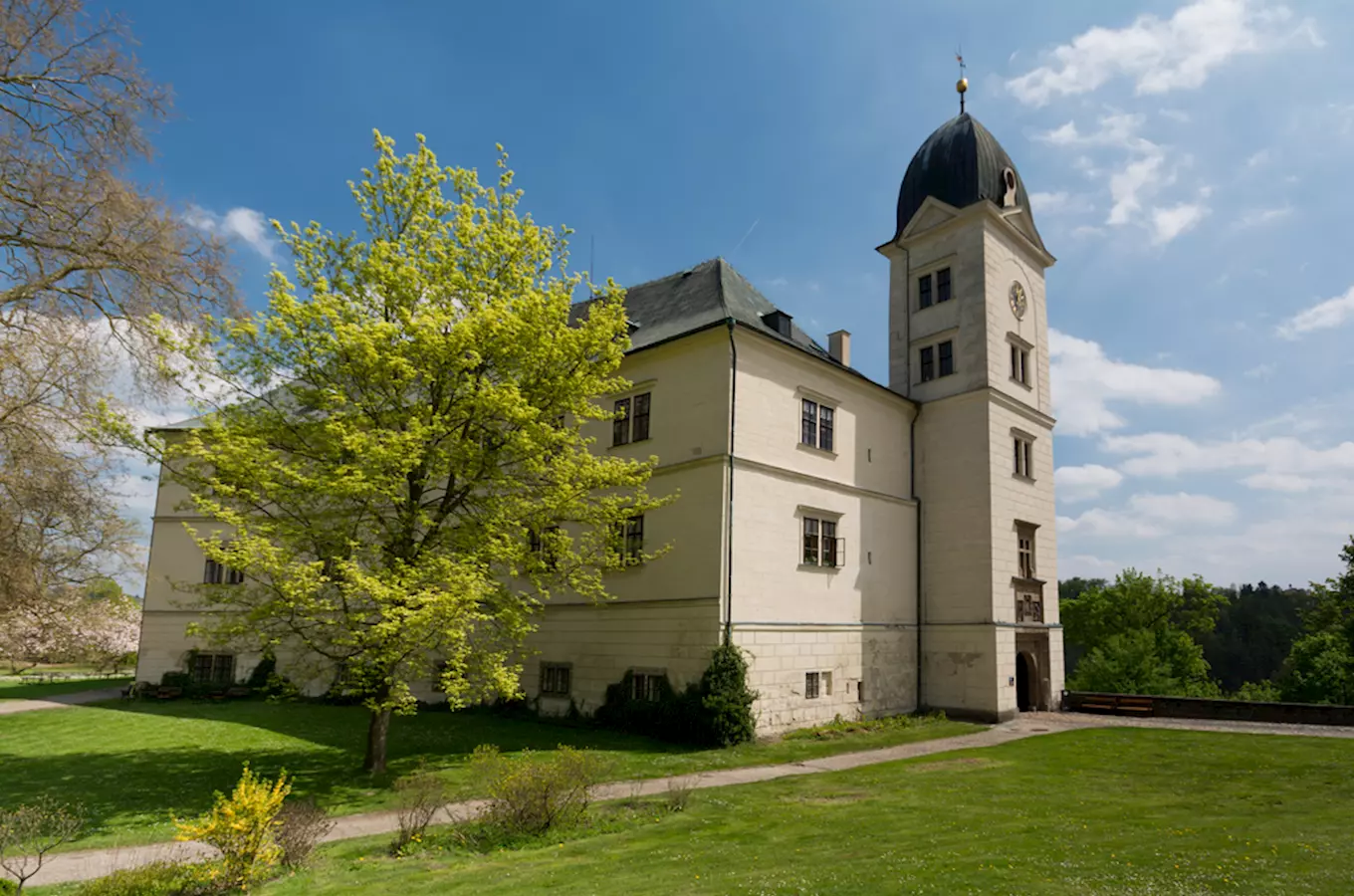Letní program nejen pro nejmenší připravili na zámku Hrubý Rohozec