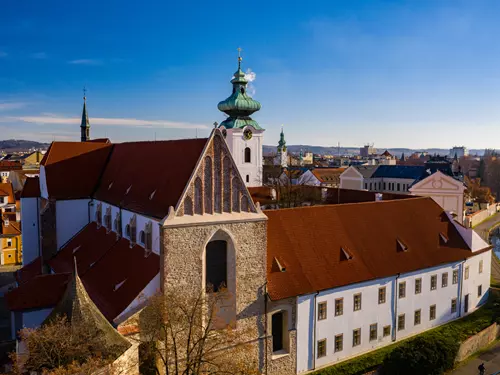Pohled kostel Obětování Panny Marie 