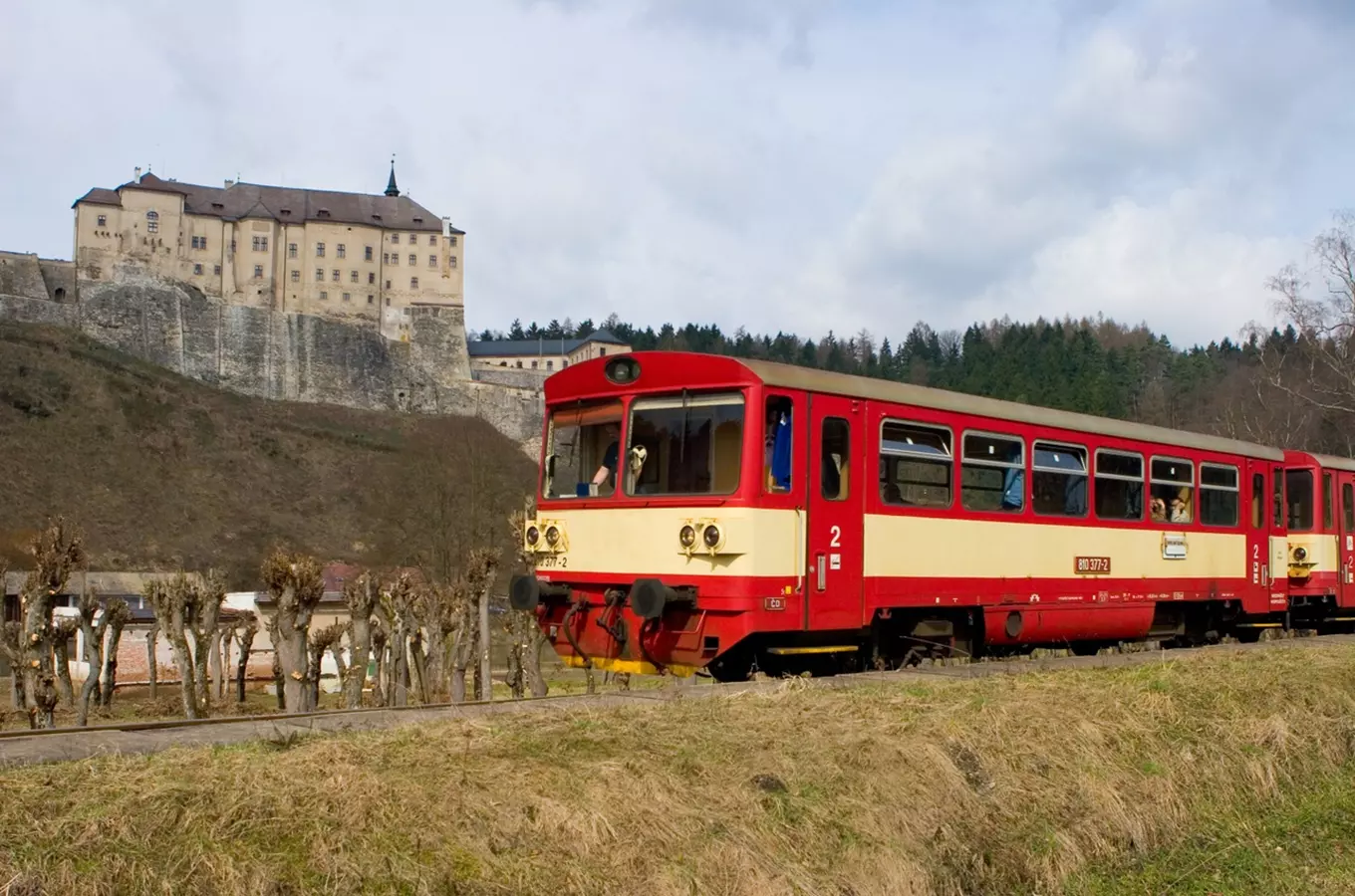 Kam na výlet vlakem s dětmi? Vydejte se na rodinný výlet vlakem!