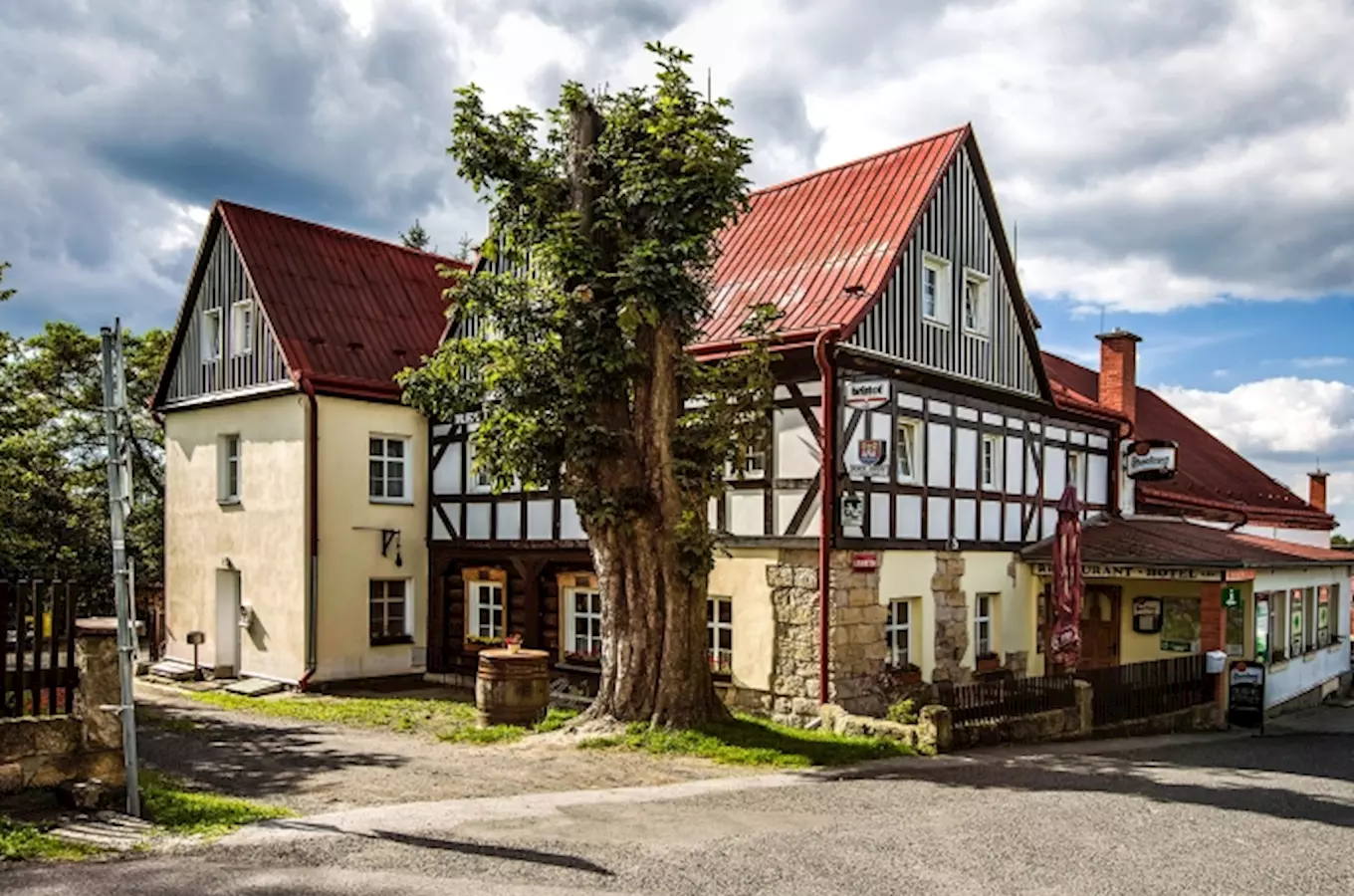 Hotel U Zeleného stromu v Janově nad Hřenskem