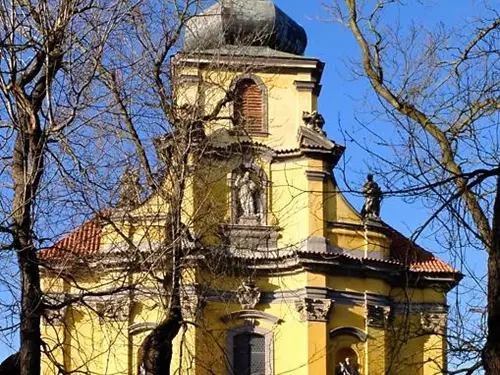 Peruc – barokní kostel sv. Petra a Pavla
