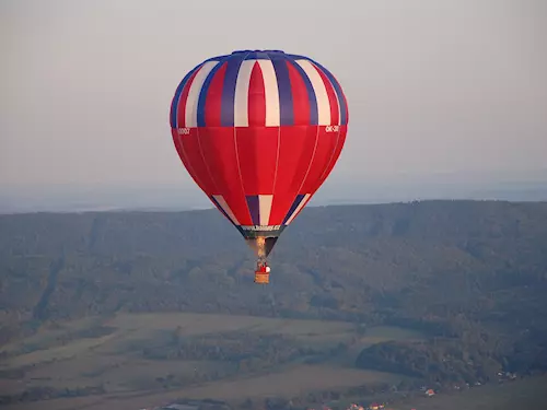 Expediční lety balonem jako v románu Julese Verna