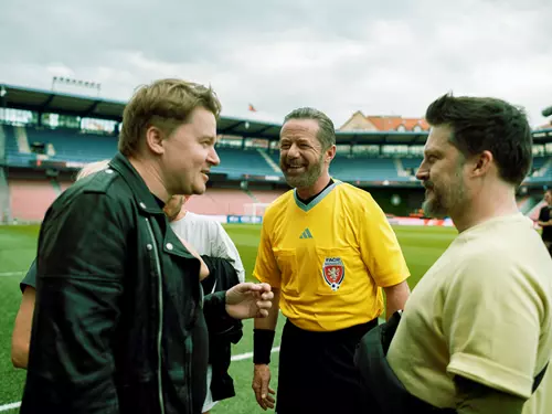 Kouzlo derby – letní kino Svět
