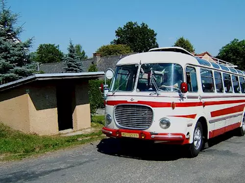 Mezi Teplou a Bezdružicemi pojedou také historické autobusy