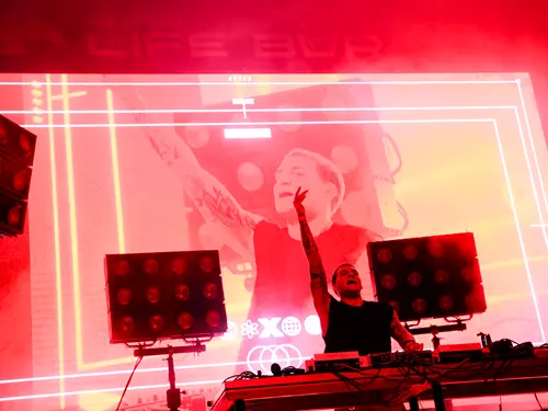 Sebastian a DJ NobodyListen 