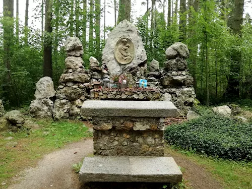Lesní oltář