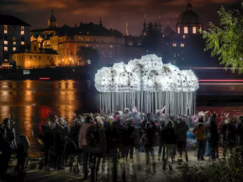 Světelné umění rozzáří české regiony: Festival startuje videomappingem v Kutné Hoře
