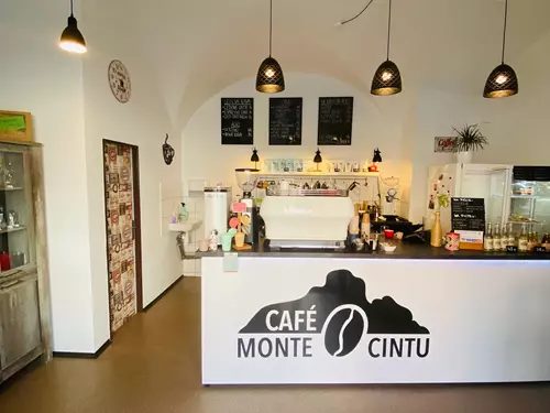 Kafe krámek Café Monte Cintu