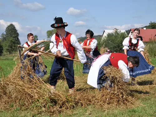 Český folklorní rok – zvyky a tradice