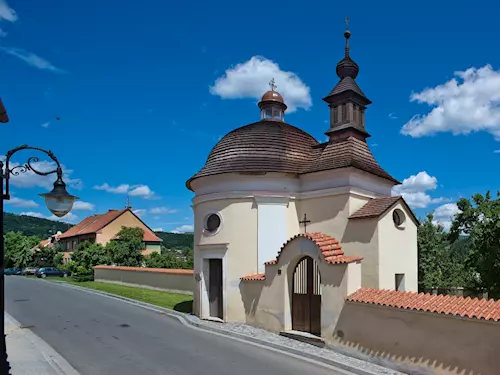 Kaple sv. Antonína Paduánského v Lomnici