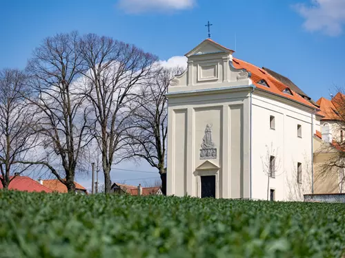 Představení básnické sbírky Ozvěny z hájku