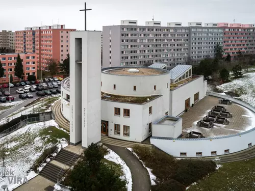 Kostel sv. Terezie z Kalkaty na Chodově
