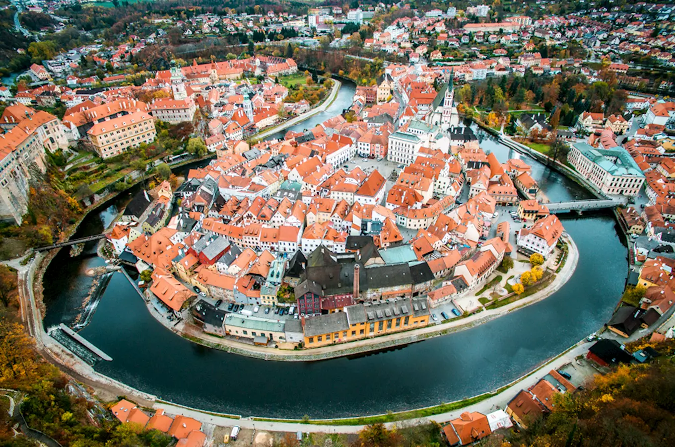 Český Krumlov, Kudy z nudy