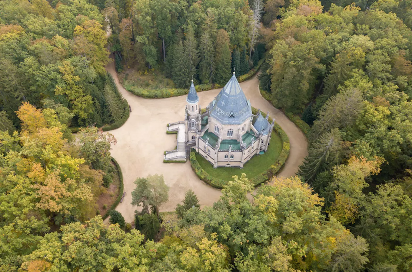 Schwarzenberská hrobka v Domaníně u Třeboně