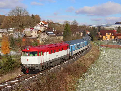 Historická motorová lokomotiva T478.1001 Bardotka