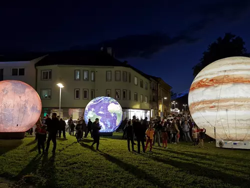 Muzejní noc s obřími planetami v Hodoníně