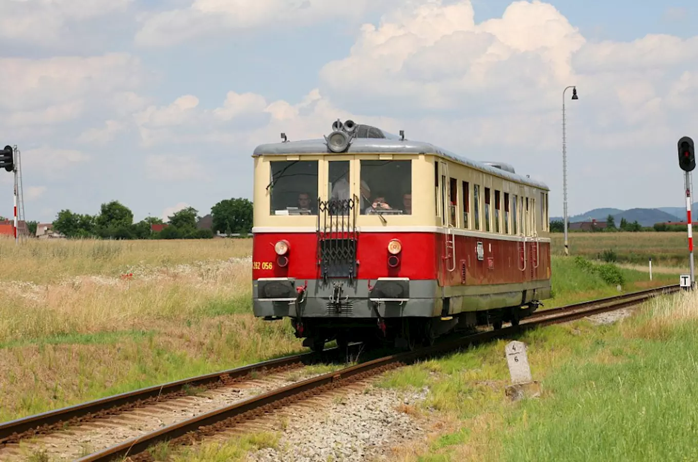 Podřipský motoráček