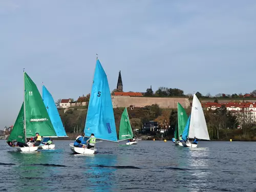 Jachting pod Vyšehradem